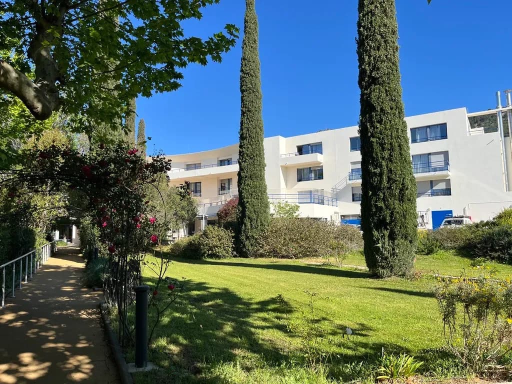 Photo ESCL Toulon.webp